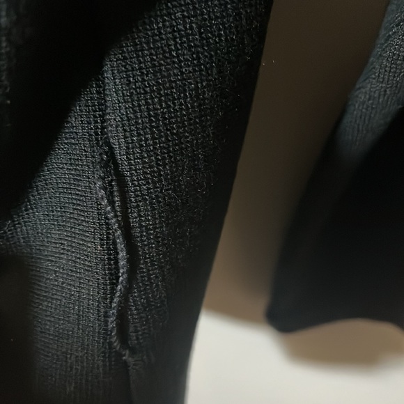 Cache Fur Collar Black Sweater size small - Picture 5 of 7